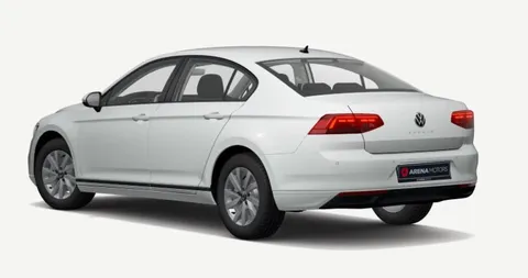 Volkswagen Passat bijele boje, pogled sa stražnje lijeve strane, LED štop svjetla