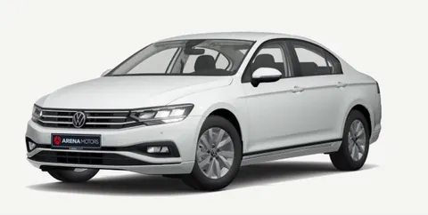 Volkswagen Passat bijele boje, pogled sprijeda i s lijeve strane, LED farovi i alu felge