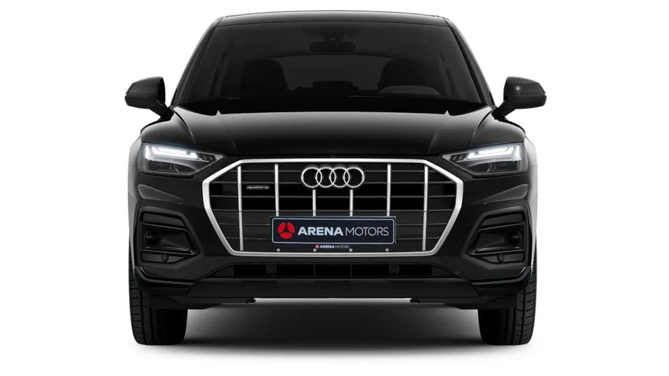 Audi Q5 Sportback, prednja maska s quattro oznakom i LED farovima, crna boja