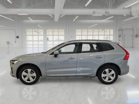 Volvo XC 60 siva boja, lijevi bok i krovne šipke