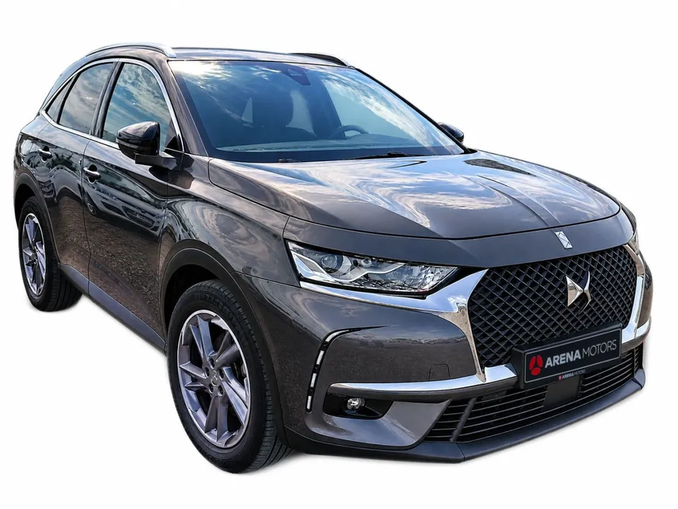 DS7 Crossback, prednji desni ugao, siva karoserija i alu felge
