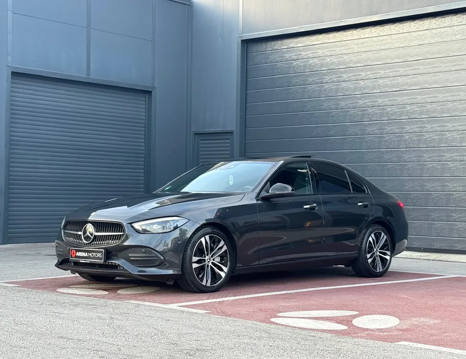 Mercedes-Benz C 300d 4Matic Avantgarde 9G Kamera Pano New model — fotografija 1