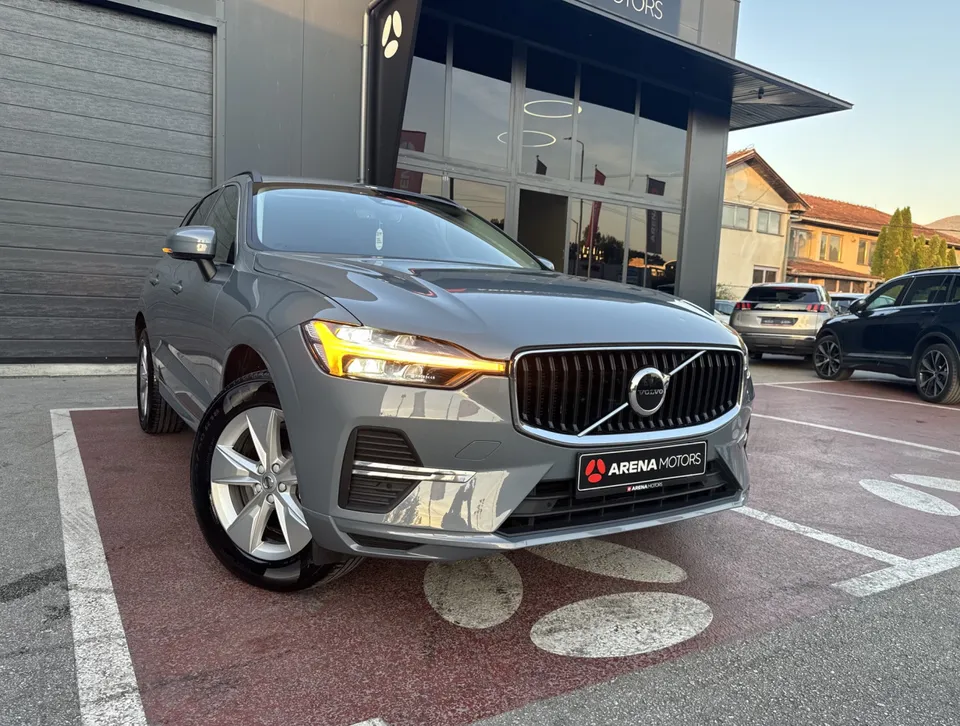 Volvo XC 60 2.0 B4 197ks AWD 4x4 Core Momentum Kamera XC60 2023 — fotografija 4
