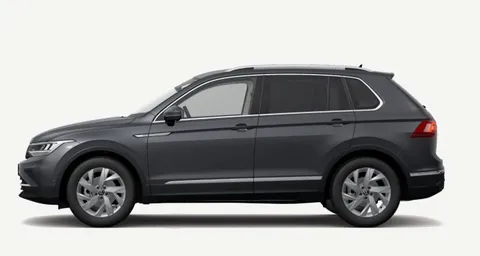 Volkswagen Tiguan, sivi SUV, lijevi bok s krovnim šinama