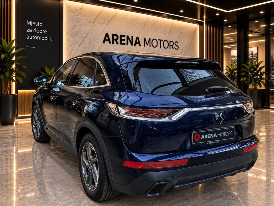 DS7 Crossback, zadnji lijevi ugao s LED stop svjetlima i zadnjim staklom