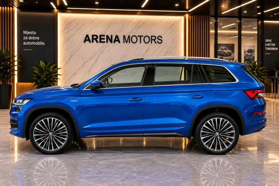 Plava Škoda Kodiaq, lijeva bočna strana, cijela dužina vozila i alu felge